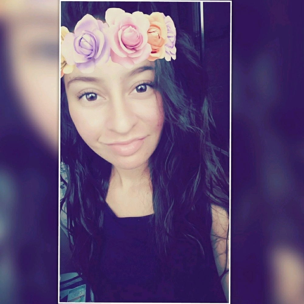 Meet your Posher, Isabel